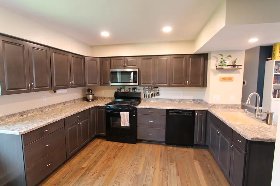 7985 59th St, Franklin, WI 53132 - #2
