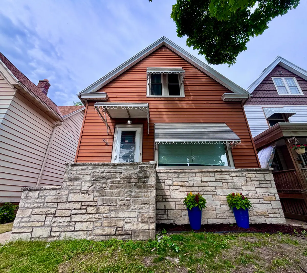 2630 S Delaware Ave, Milwaukee, WI 53207 - #1
