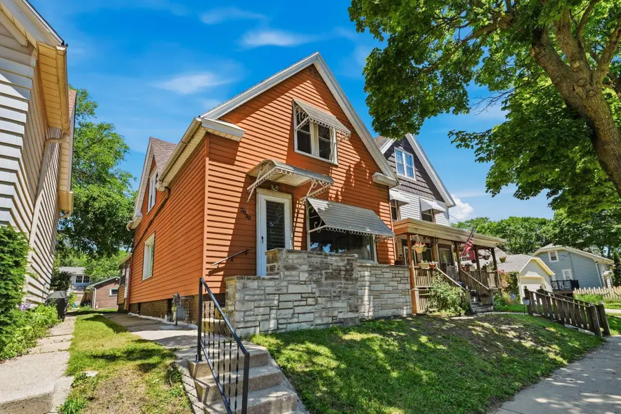 2630 S Delaware Ave, Milwaukee, WI 53207 - #2