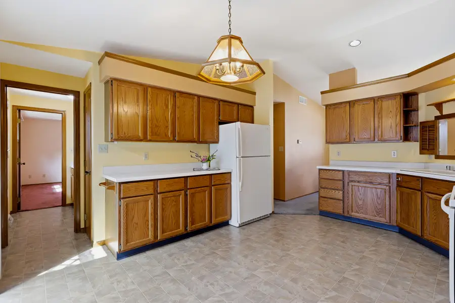 1728 Ashby Ct, Sheboygan, WI 53081 - #2