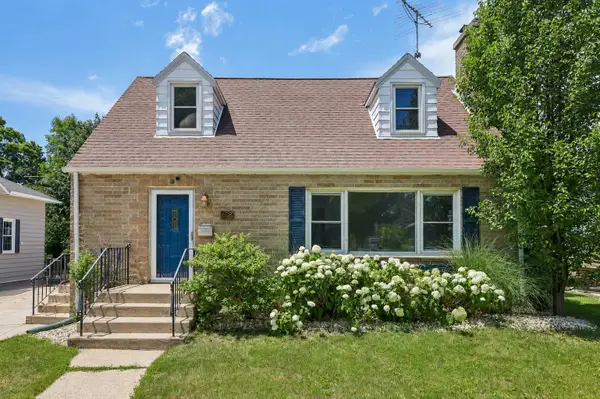 618 Fair St, West Bend, WI 53090