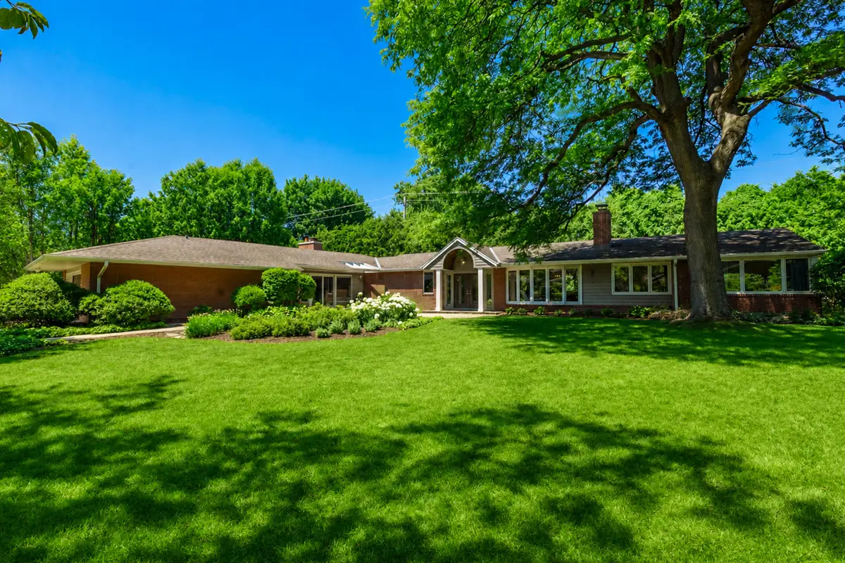 2644 N 97th St, Wauwatosa, WI 53226 - #1