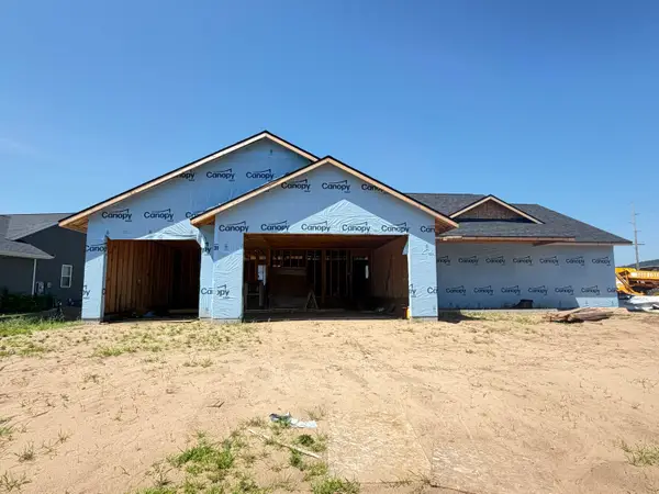 2001 Prairie Pl, Holmen, WI 54636