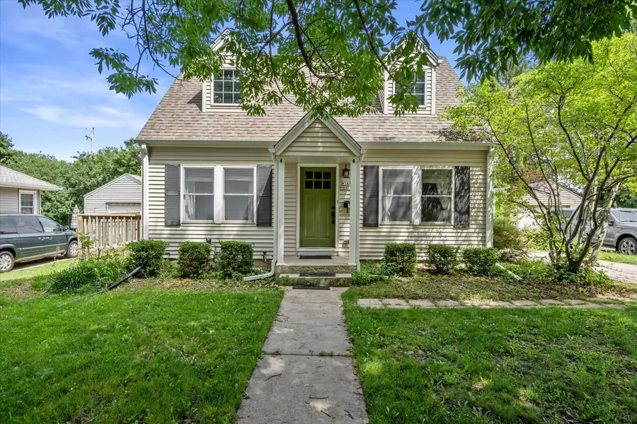 W164N8426 Hiawatha Ave, Menomonee Falls, WI 53051 - #3