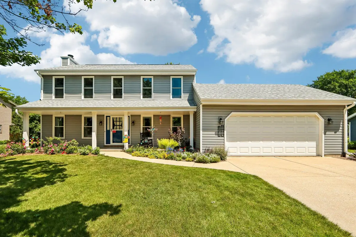 N106W17050 Juniper Dr, Germantown, WI 53022 - #1