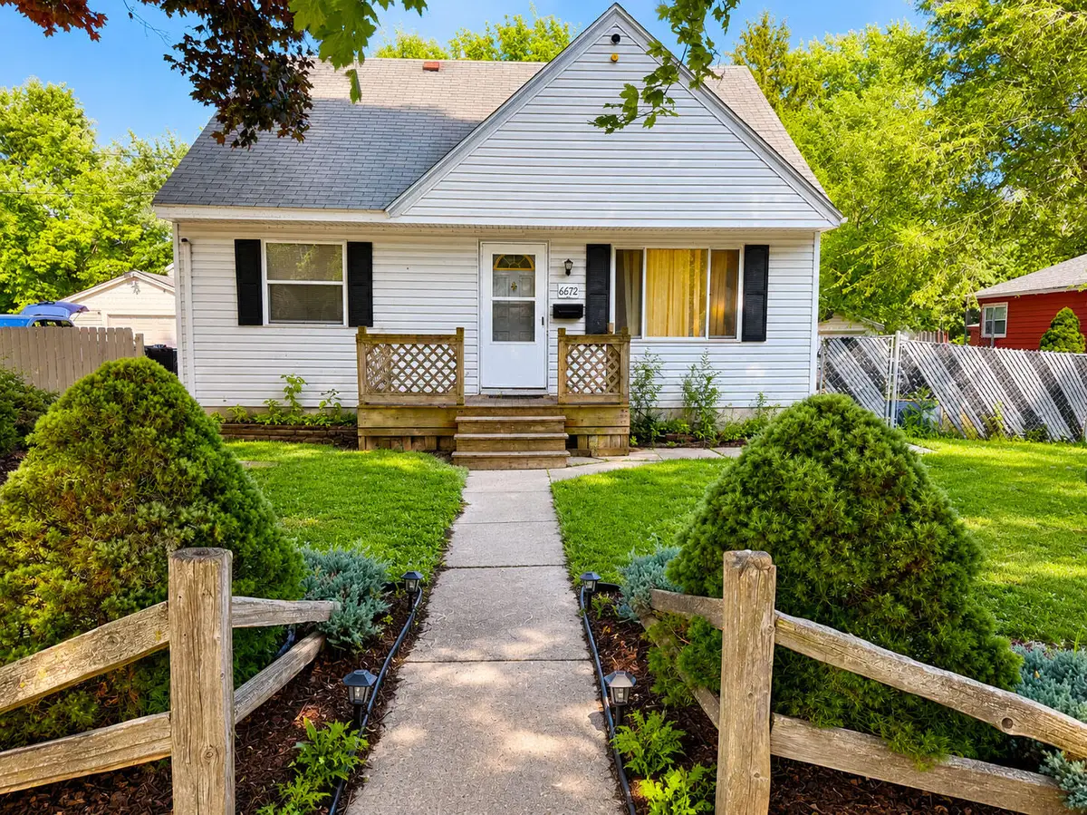 6672 N 54th St, Milwaukee, WI 53223 - #1