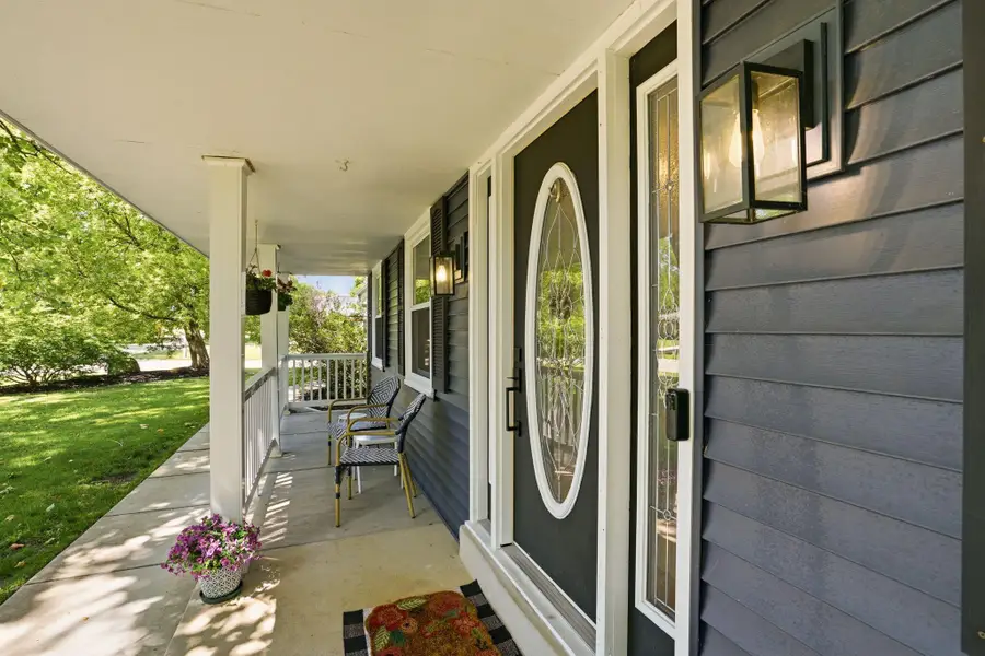 8036 S 77th St, Franklin, WI 53132 - #3