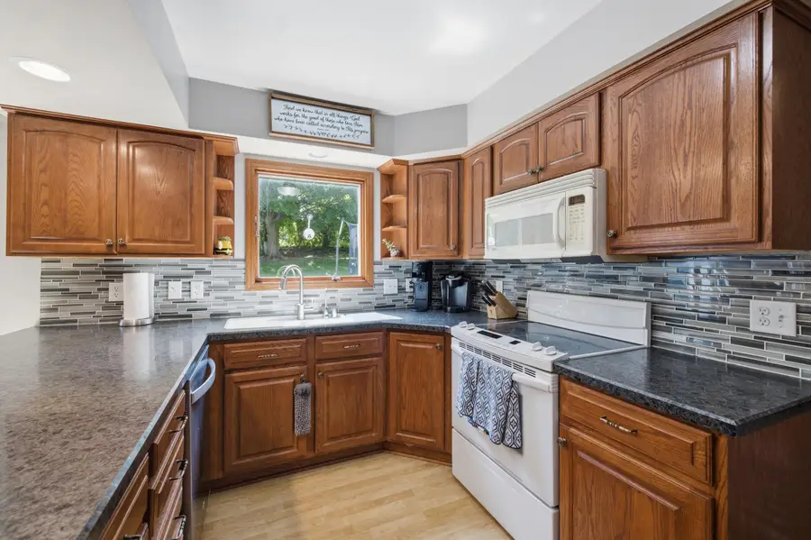 2319 Napa Trl, Waukesha, WI 53188 - #3