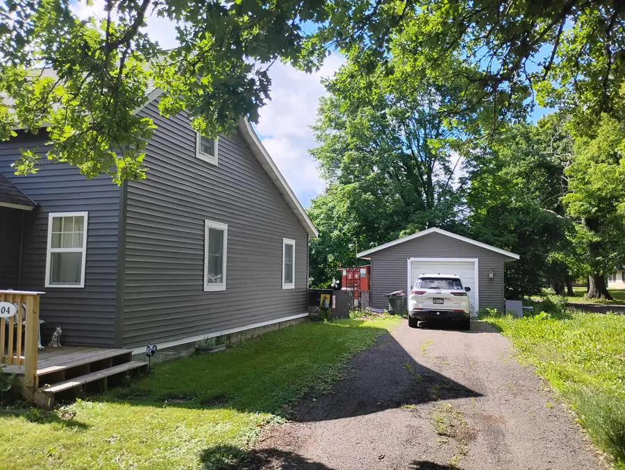 304 E Park Ave, Luck, WI 54853 - #2