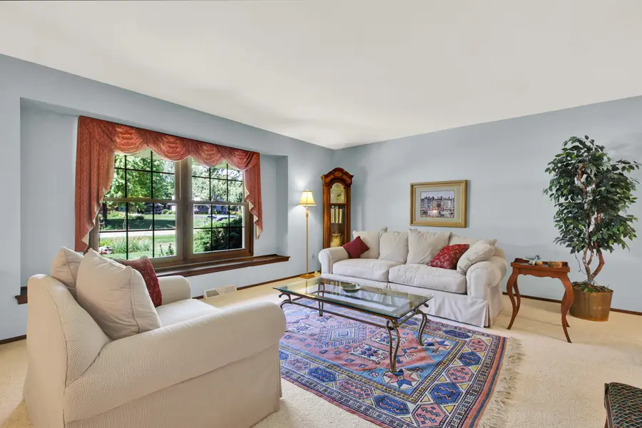N109W20965 Mountbrooke Dr, Germantown, WI 53022 - #3