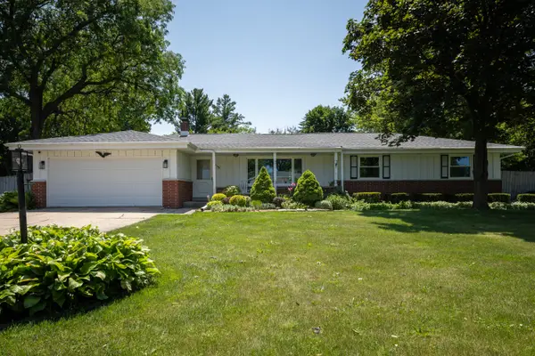 513 14th Ave, Union Grove, WI 53182