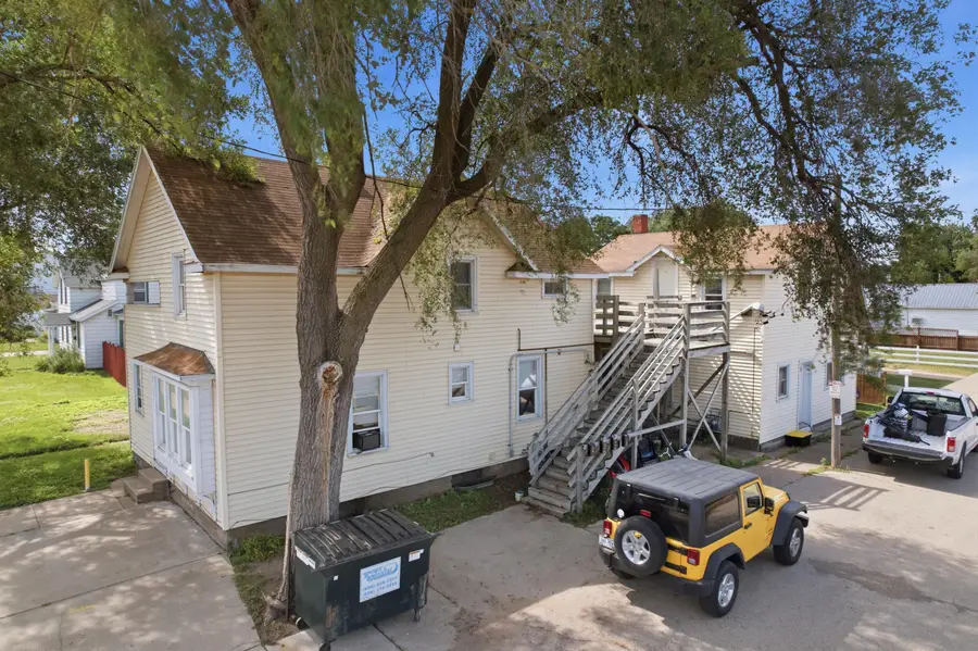 321 E Washington St, Prairie Du Chien, WI 53821 - #2