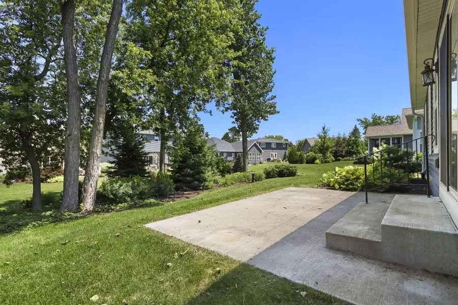 223 Summerhaven Ln, Lake Geneva, WI 53147 - #3