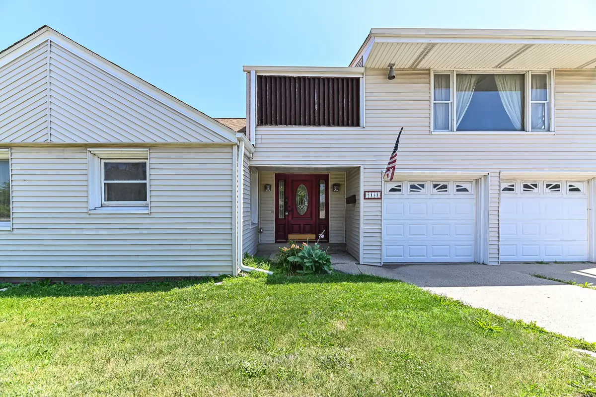 7141 W Forest Home Ave, Greenfield, WI 53220 - #1