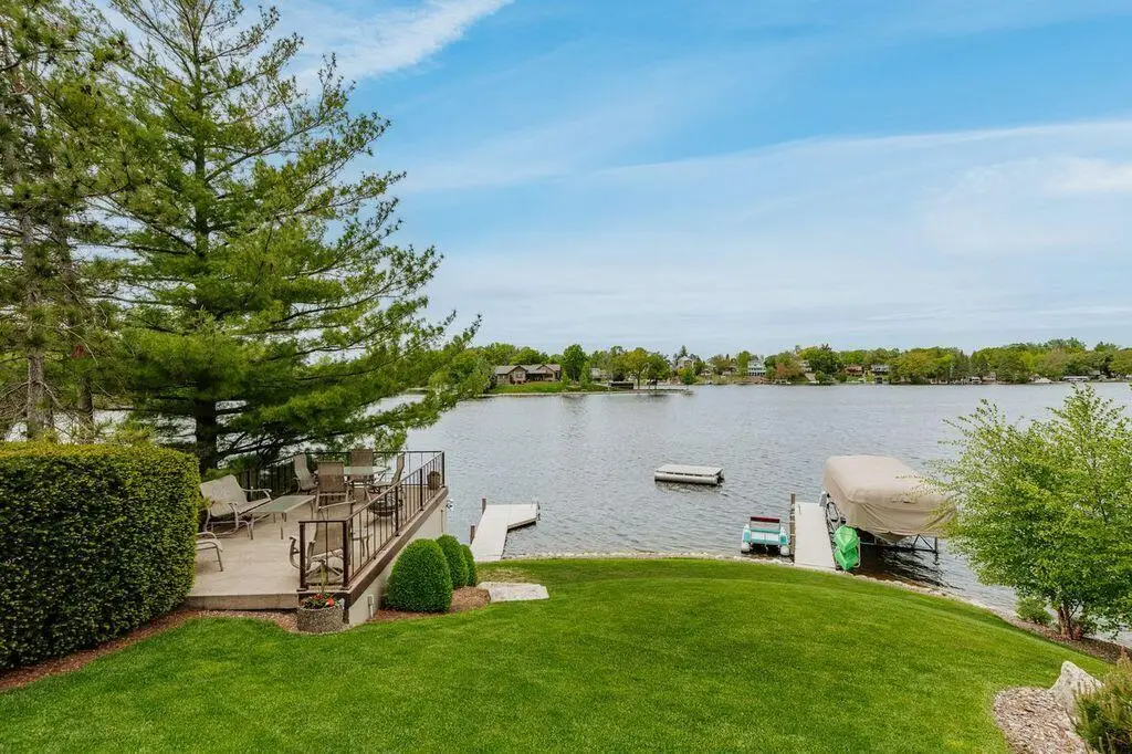 N50W35310 Wisconsin Ave, Oconomowoc, WI 53066 - #1