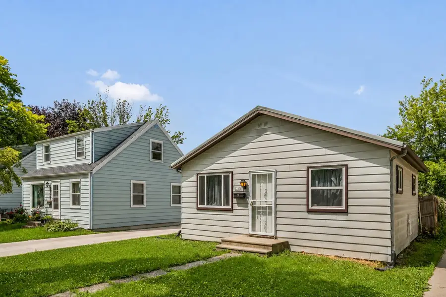 5333 N 58th St, Milwaukee, WI 53218 - #3