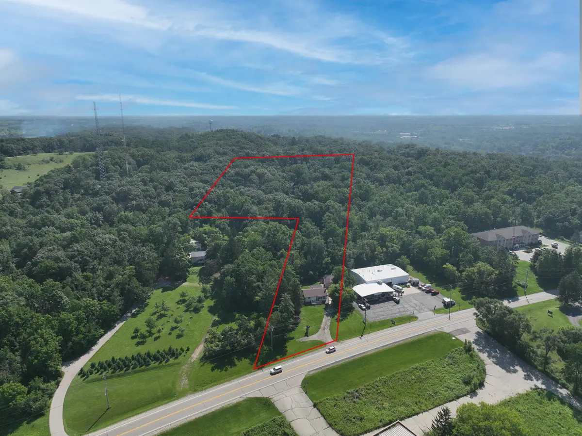 1475 Elkhorn Rd, Lake Geneva, WI 53147 - #1