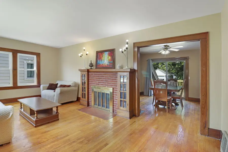 5622 37th Ave, Kenosha, WI 53144 - #3