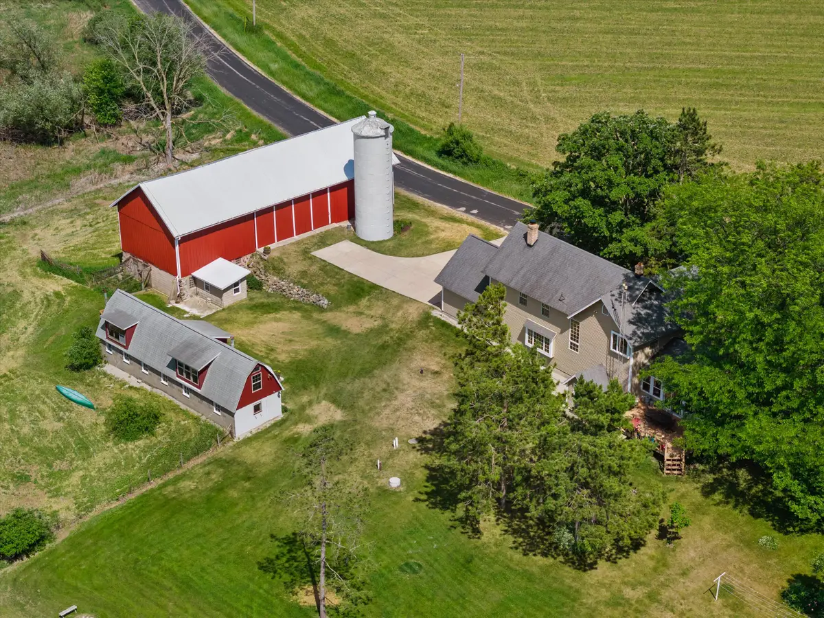 N9523 North River Rd, Ixonia, WI 53036 - #1