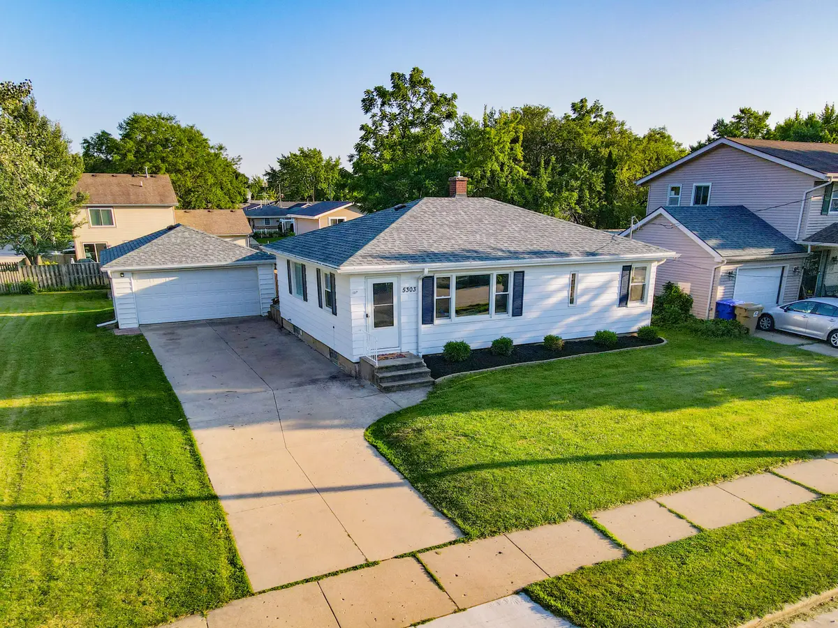 5303 65th St, Kenosha, WI 53142 - #1