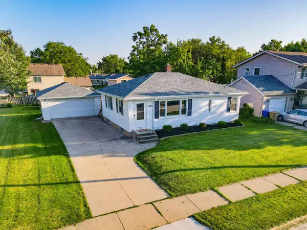 5303 65th St, Kenosha, WI 53142