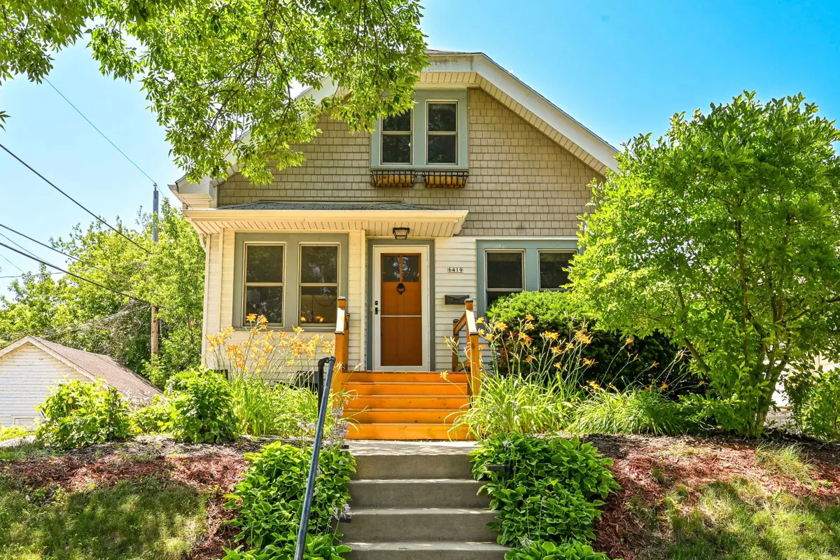 6419 Vista Ave, Wauwatosa, WI 53213 - #1