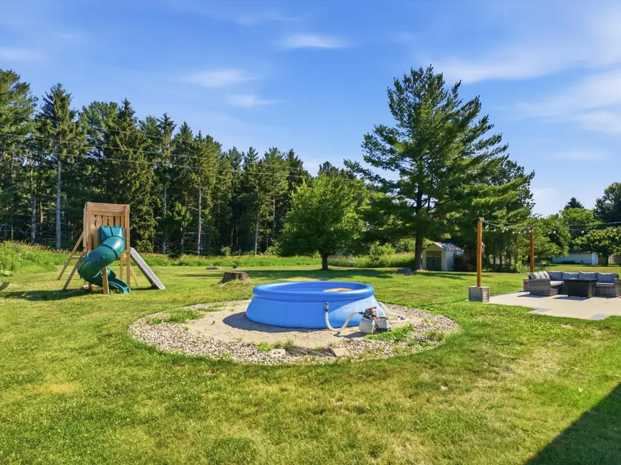 4563 Harvest Cir, Manitowoc, WI 54220 - #3