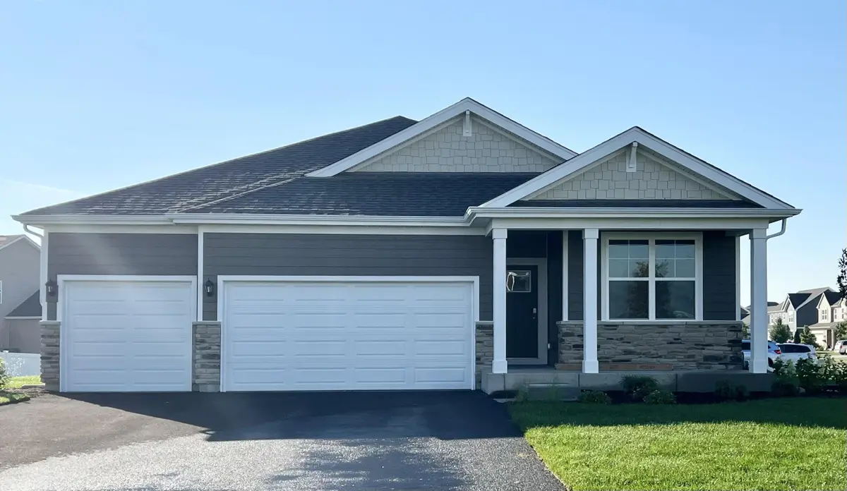 5739 Hunter Dr, Mount Pleasant, WI 53406 - #1
