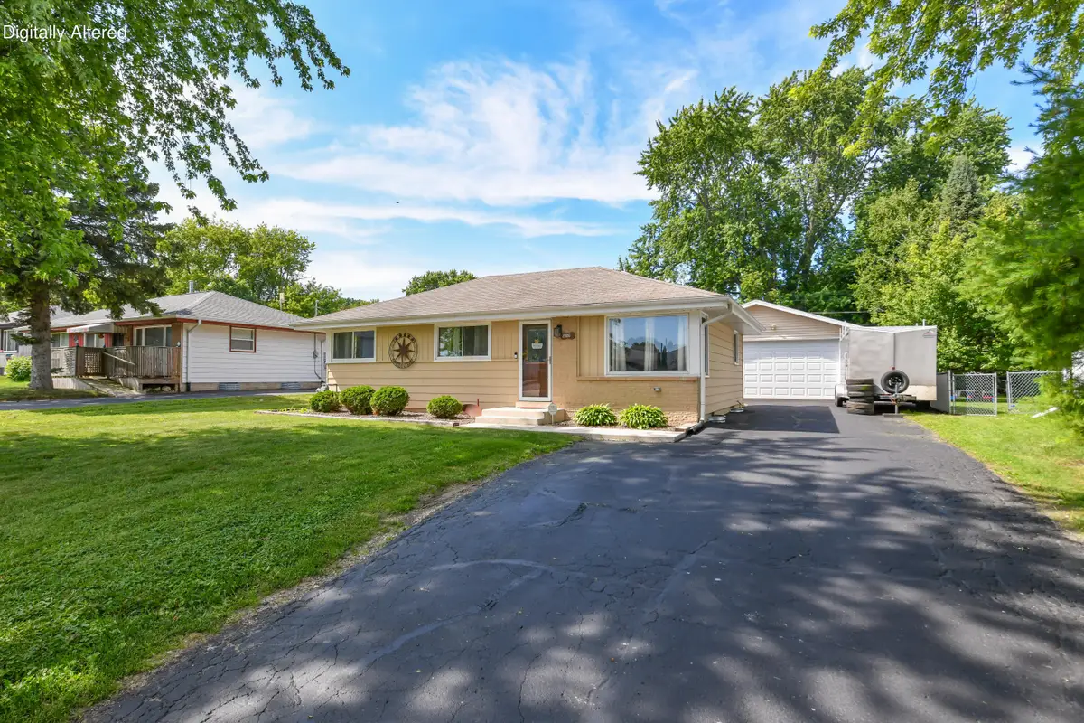 2526 Indian Trl, Caledonia, WI 53402 - #1