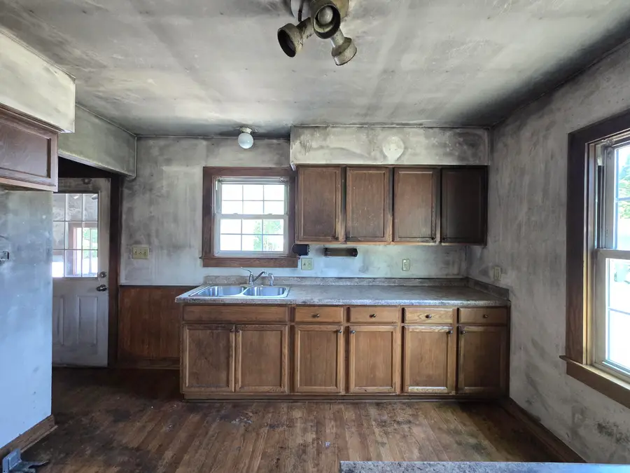3662 E Ramsey Ave, Cudahy, WI 53110 - #3
