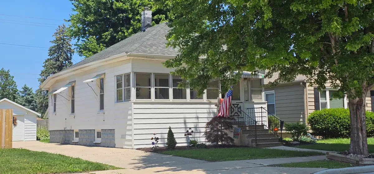3616 75th St, Kenosha, WI 53142 - #1