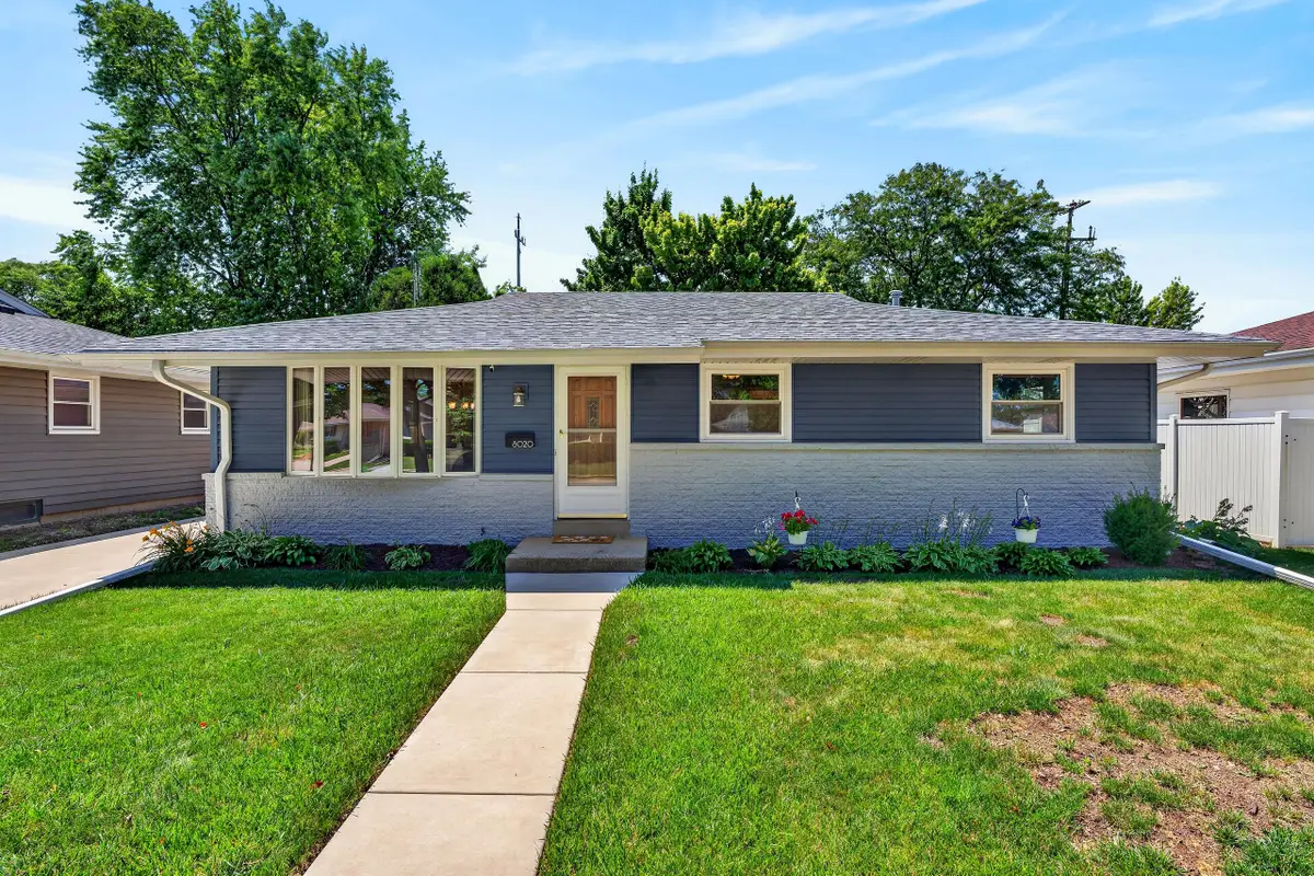 8020 49th Ave, Kenosha, WI 53142 - #1