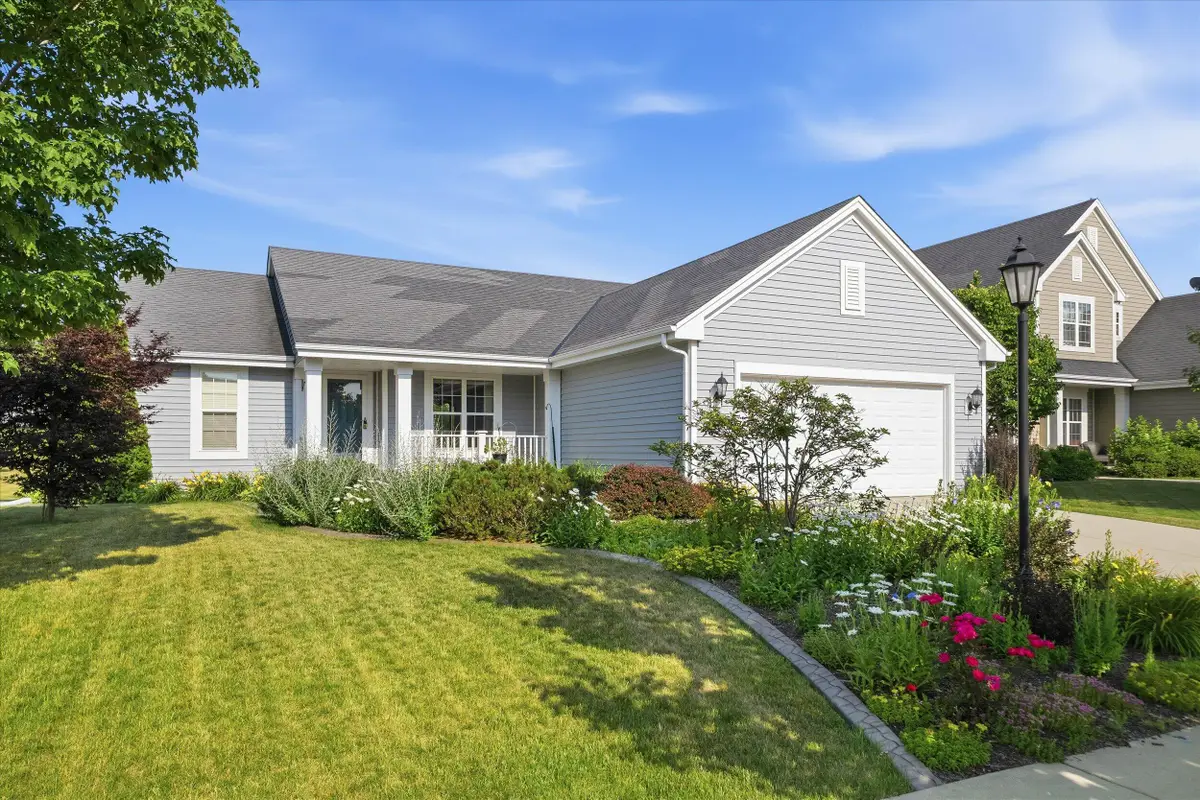 366 Indigo Dr, Port Washington, WI 53074 - #1