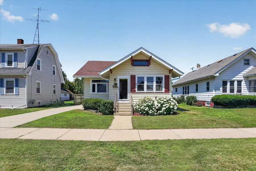 7714 14th Ave, Kenosha, WI 53143 - #3