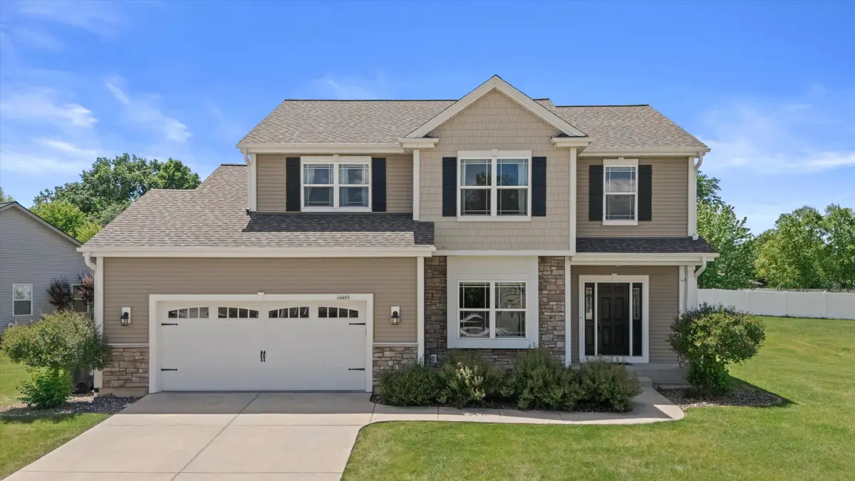 10055 S Chelsea Lee Rd, Oak Creek, WI 53154 - #1