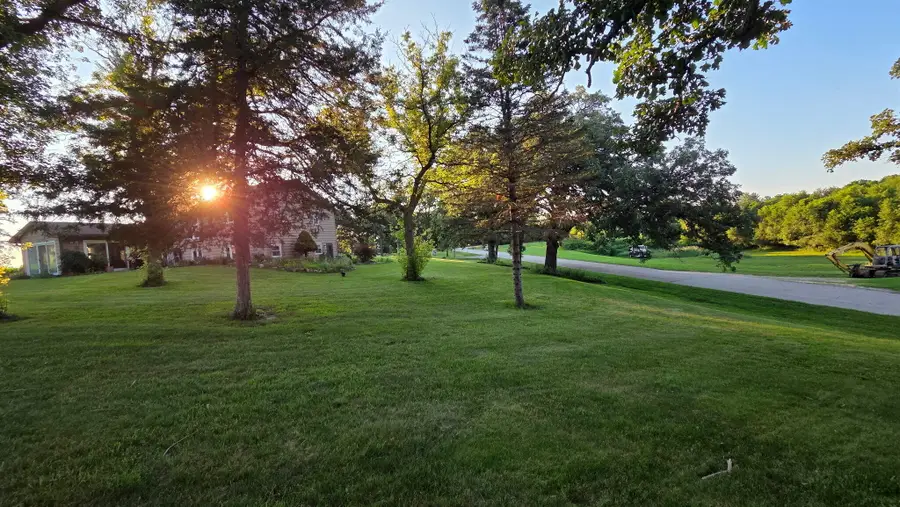3377 N Hackbarth Rd, Janesville, WI 53548 - #3
