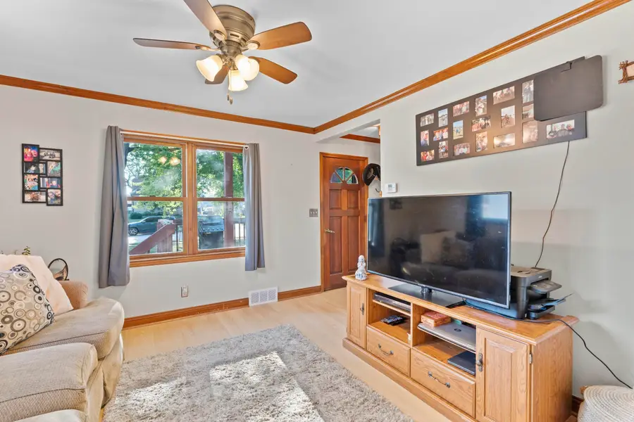 1016 S 97th St, West Allis, WI 53214 - #3