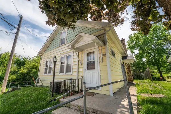 125 W Lehman St, Neosho, WI 53059