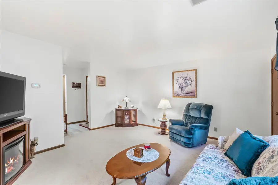 1755 Parknoll Ln, Port Washington, WI 53074 - #3