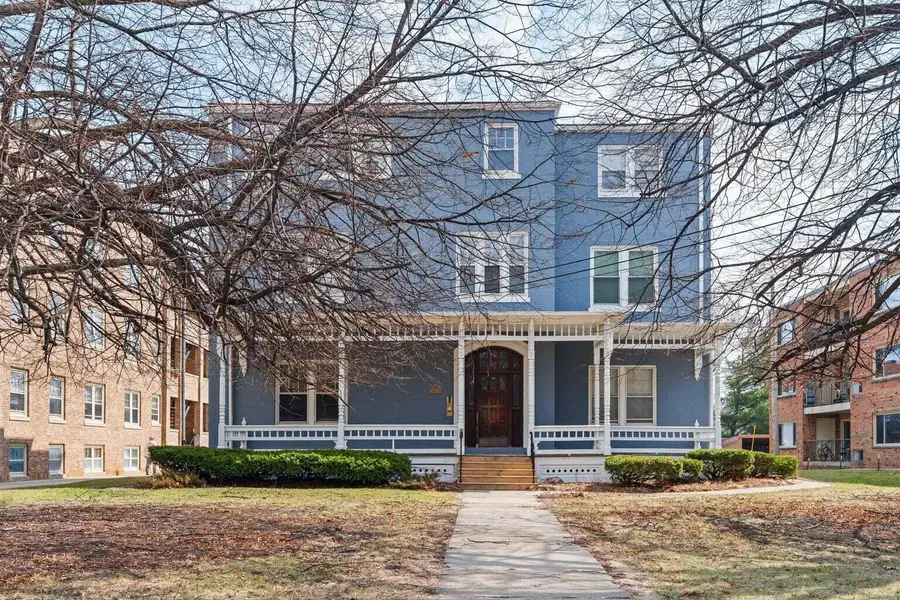 6215 7th Ave, Kenosha, WI 53143 - #2