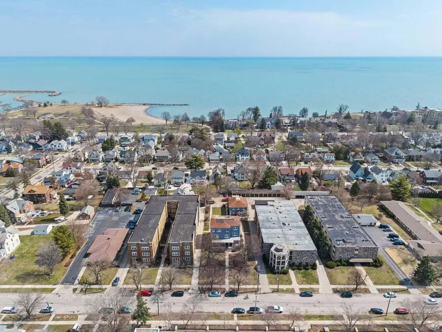 6215 7th Ave, Kenosha, WI 53143 - #3