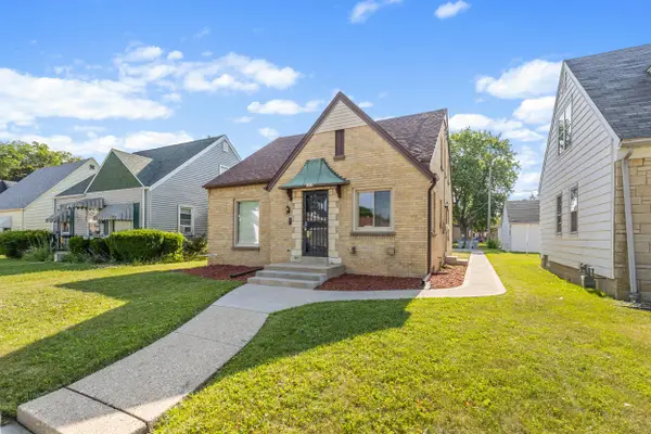 4460 N 42nd St, Milwaukee, WI 53209