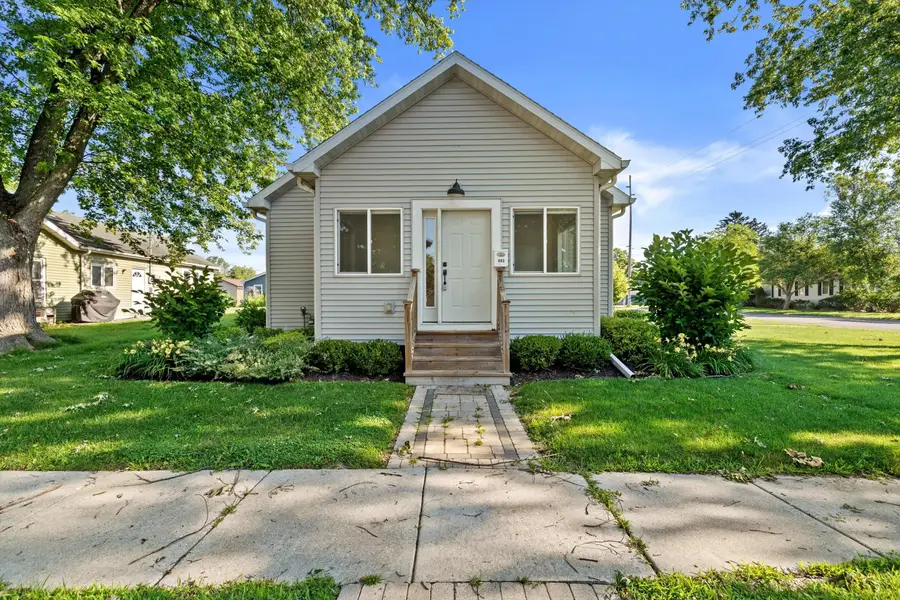 403 Walworth St, Lake Geneva, WI 53147 - #2