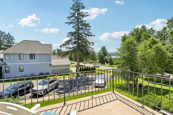 1305 W Main St, Lake Geneva, WI 53147