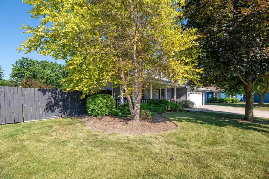 9140 Morgan Ct, Caledonia, WI 53126 - #3