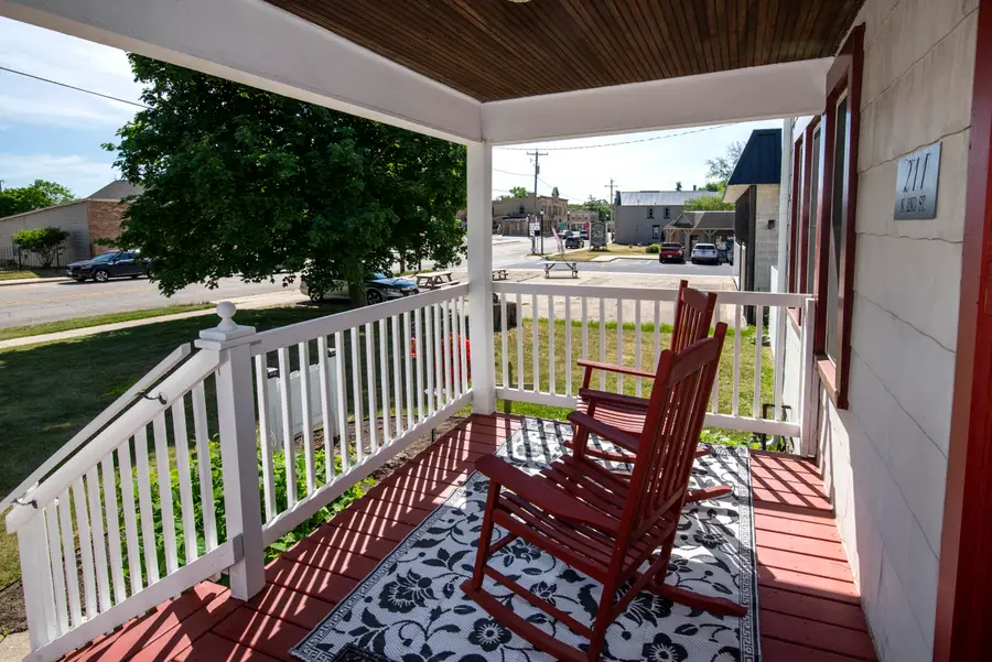 211 N 2nd St, Palmyra, WI 53156 - #3