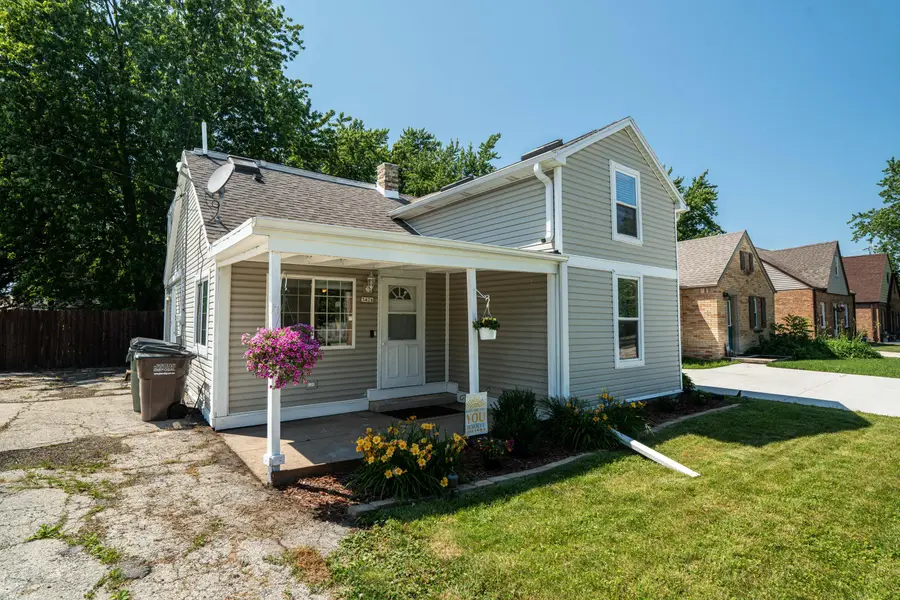 3426 Morris St, Caledonia, WI 53126 - #2