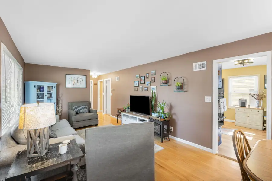 9600 W Nash St, Milwaukee, WI 53222 - #3