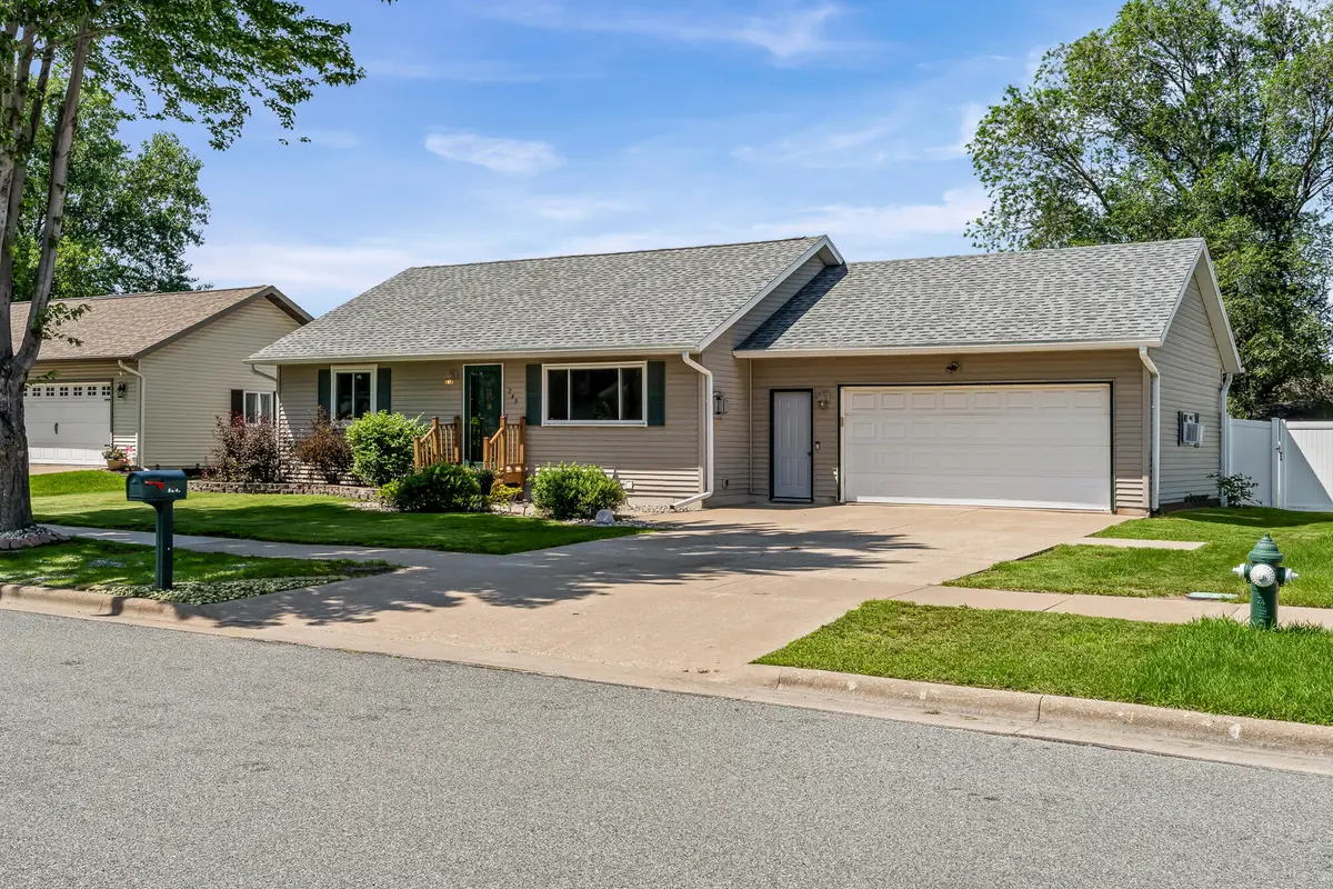 749 Troy St, Onalaska, WI 54650 - #1