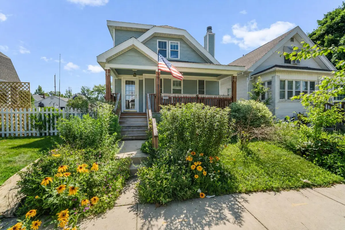 1954 S 58th St, West Allis, WI 53219 - #1